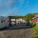 Village de vacances Sandvika Camping *