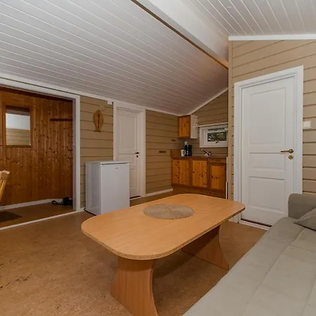 Aldeamento Turístico Sandvika Camping *