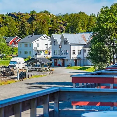Sandvika Camping Aldeamento Turístico Kabelvåg