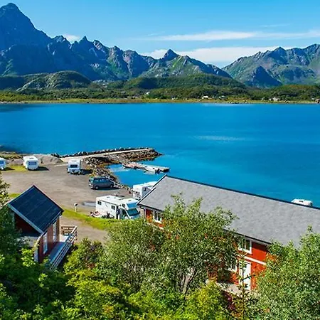 Aldeamento Turístico Sandvika Camping