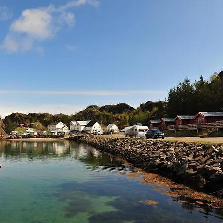 Tatil parkı Sandvika Camping